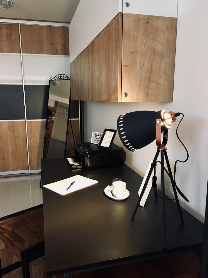 Underground Apartment Bratislava-Nivy Exterior foto